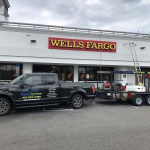 Commercial Pressure Washing for Wells Fargo Bank Balcony in Winter Park, FL 1